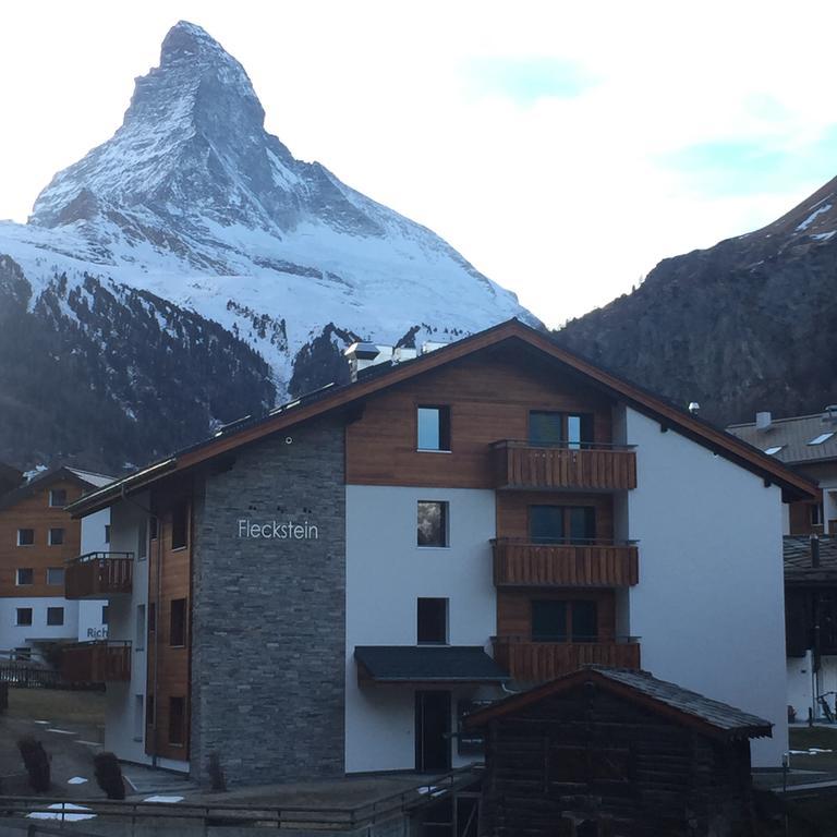 Haus Fleckstein Zermatt Wohnung Karibu エクステリア 写真