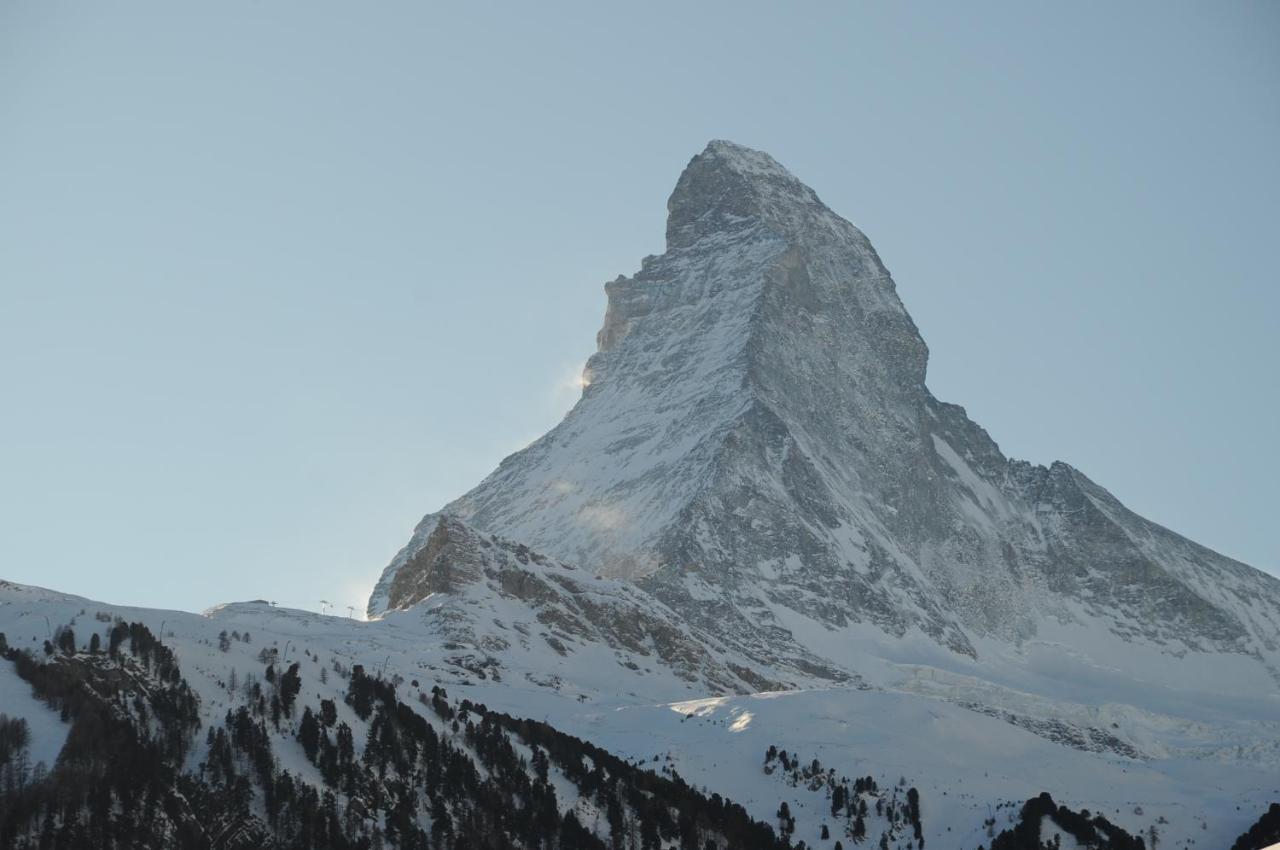 Haus Fleckstein Zermatt Wohnung Karibu エクステリア 写真