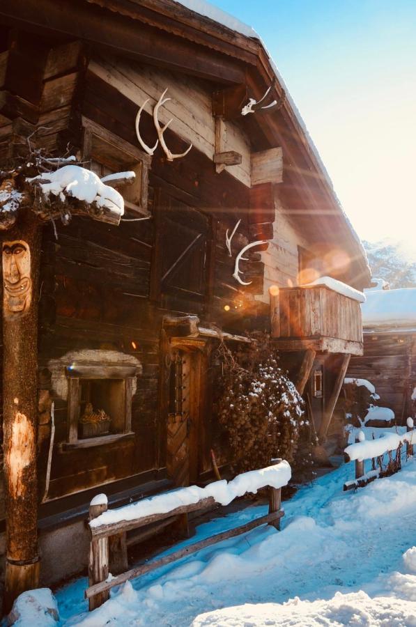 Haus Fleckstein Zermatt Wohnung Karibu エクステリア 写真